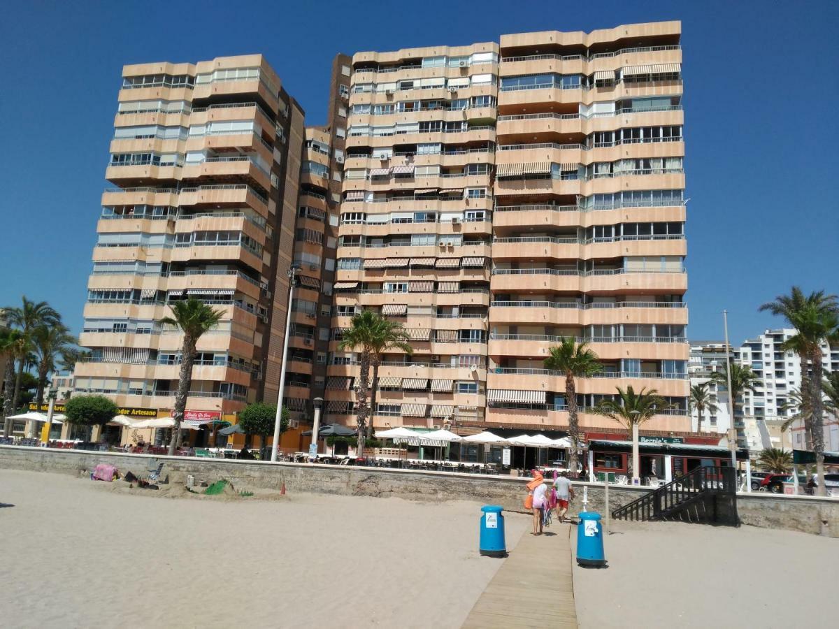 Apartment First Line Beach El Campello Bagian luar foto